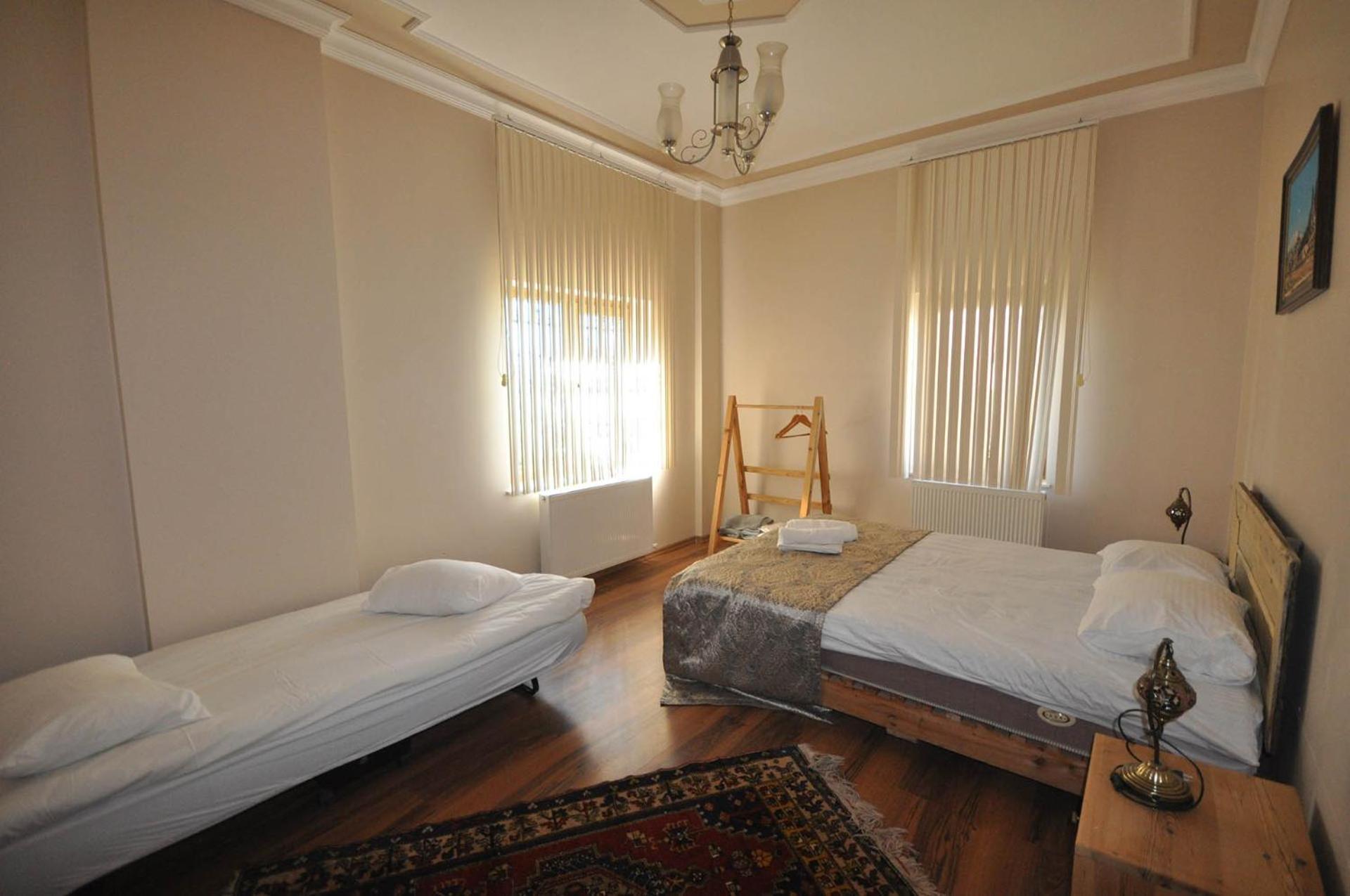 Uchisarstonehouse Hotel Nevsehir Exterior photo